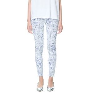 ZARA Blue/White Paisley Print Denim Jeans